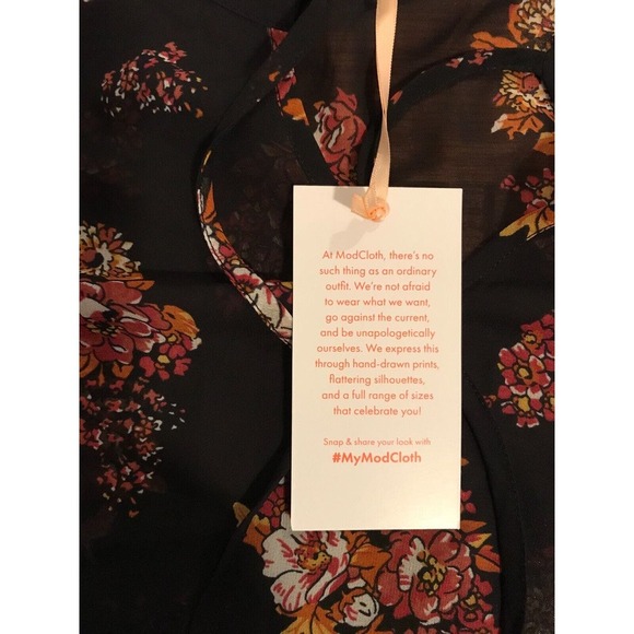 MODCLOTH Women’s “Pleased to Meet You” Floral Black Semi Sheer Tie Top - Size M - Picture 9 of 11